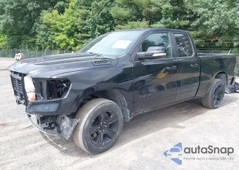 2022 Ram 1500 Big Horn Quad Cab 4X4 6'4 Box z USA, uszkodzony, nr VIN 1C6SRFBT2NN155434